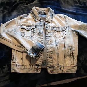 Medium denim jacket